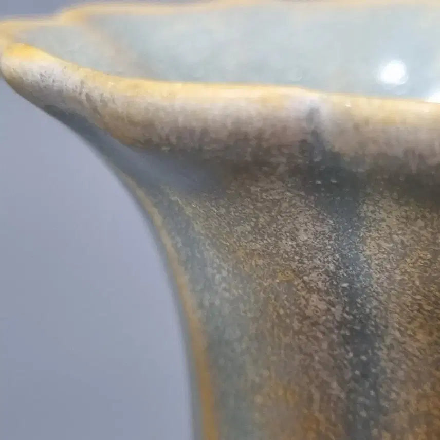 [BUNJANG] Southern Song Dynasty Celadon Vase / 남송여요 봉화관지 청자화구병. 고17.2