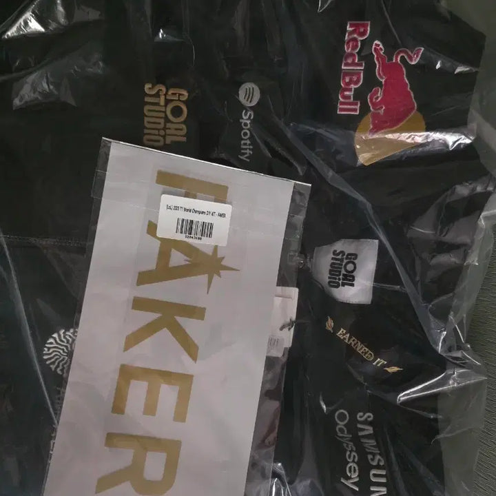 [BUNJANG] T1 2025 Worlds Championship Jacket with Faker Marking / 2025 T1 월즈우승 자켓 + 페이커 마킹