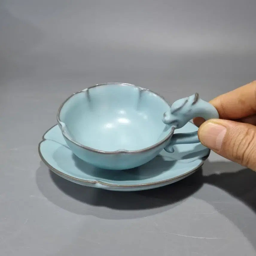 [BUNJANG] Celadon Tea Cup and Saucer Set with Dragon Handle / 여요 천청유청자 용수잔잔대.