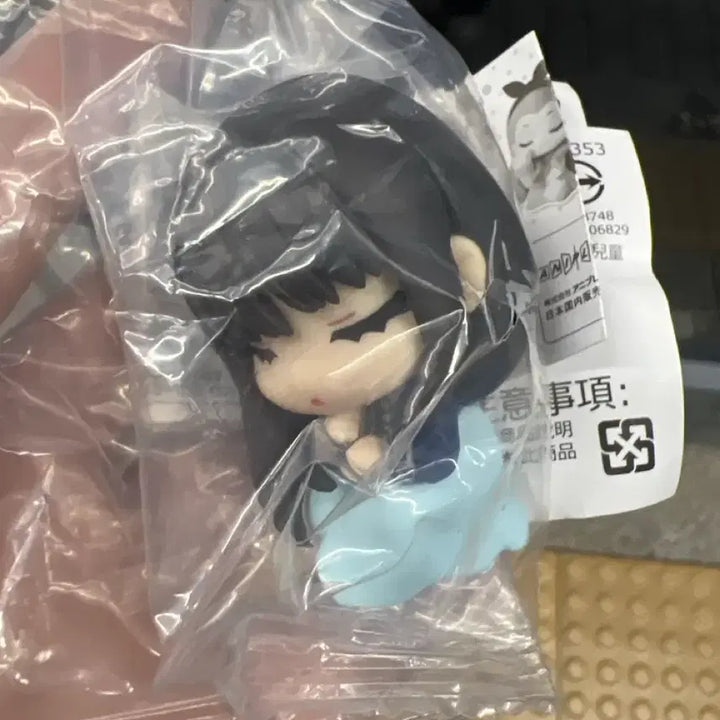 [BUNJANG] Lycoris Recoil Inoue Takina Gacha Figure / 리코리스 리코일 가챠 피규어 이노우에 타키나