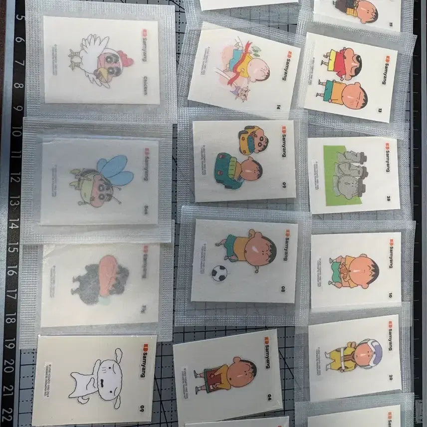 [BUNJANG] Samyang Crayon Shin-chan Packi Stickers Bundle Set (17 pcs, No Duplicates) / 삼양 짱구 맹구 띠부씰 17장 일괄 무중복