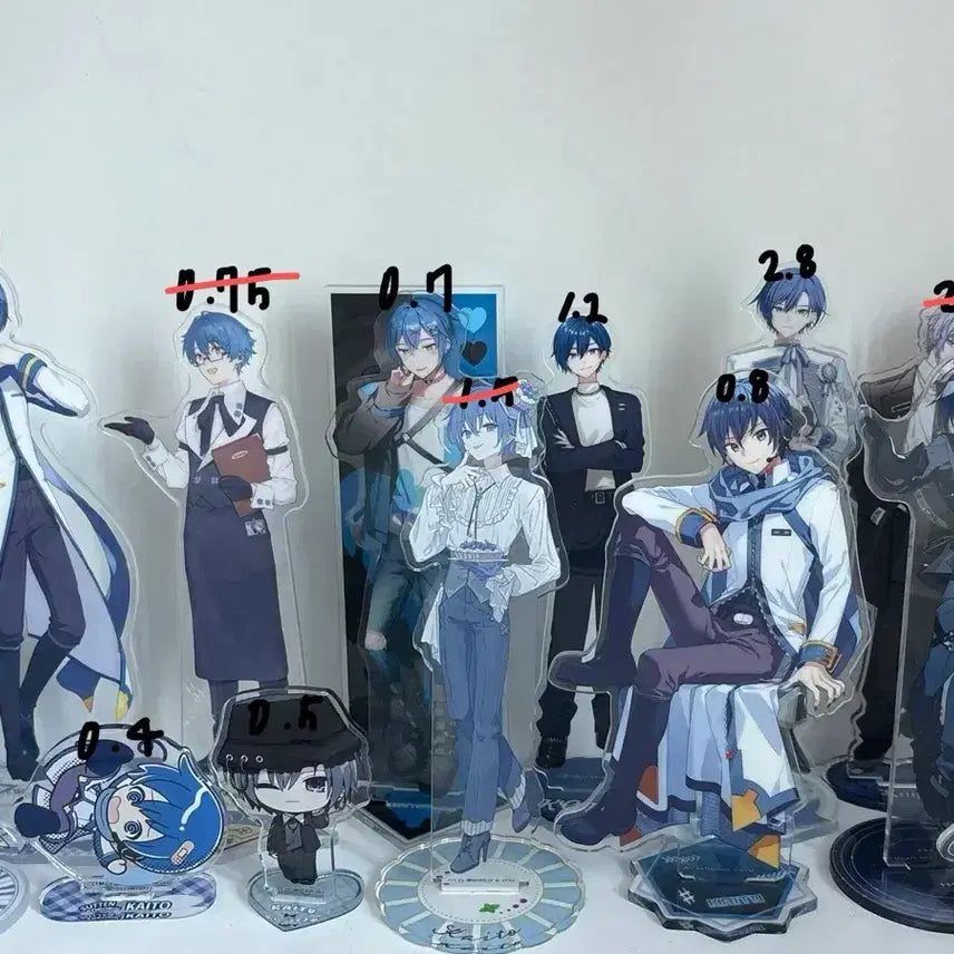 [BUNJANG] Vocaloid Kaito Acrylic Stand Collection / 급처) 보컬로이드 카이토 아크릴 스탠드 판매