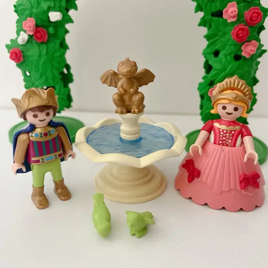 [BUNJANG] Playmobil 4257 Rose Arch Set with Figures and Fountain / 플레이모빌 4257 장미아치