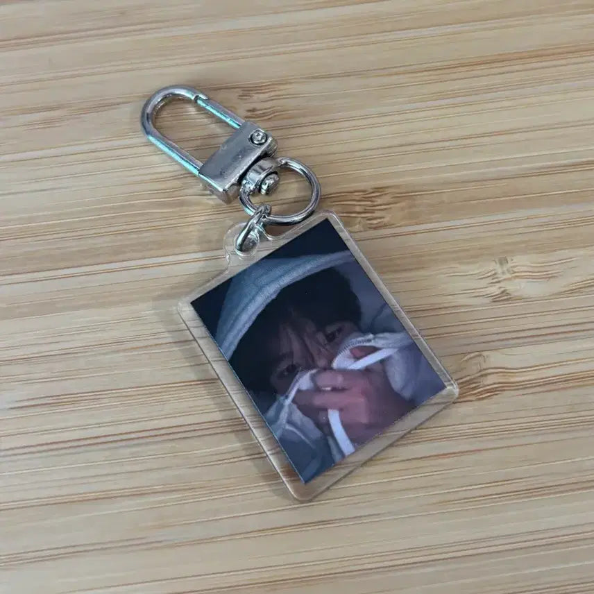 [BUNJANG] Park Jihoon Keychain / 박지훈 비공굿 키링 양도