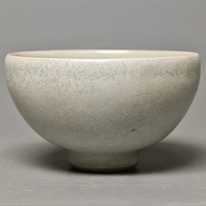 [BUNJANG] Authentic Late Ming Dynasty Celadon Glazed Tea Bowl - Chinese Porcelain Antique Collectible / [진품] 명나라 말기 출토품 용천유 분청유 잔 중국도자기 골동품 수집품