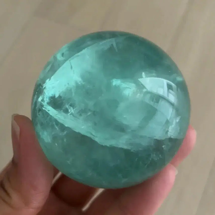 [BUNJANG] Baja Blast Green Fluorite Crystal Ball - 57mm / 바하 블래스트 플루오라이트 구슬 - 3