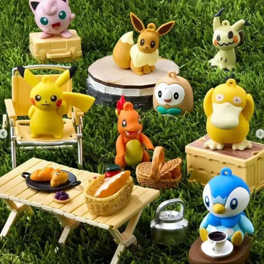 [BUNJANG] Pokemon x EDIYA Figure Magnet (Eevee, Pinguin) / 포켓몬스터x이디야 피규어 마그넷(이브이, 펭도리)