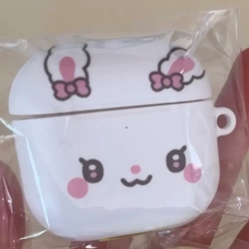 [BUNJANG] Haggyuha Toramyu Airpods 4 Case / 하뀨하 토라뮈 에어팟4 케이스