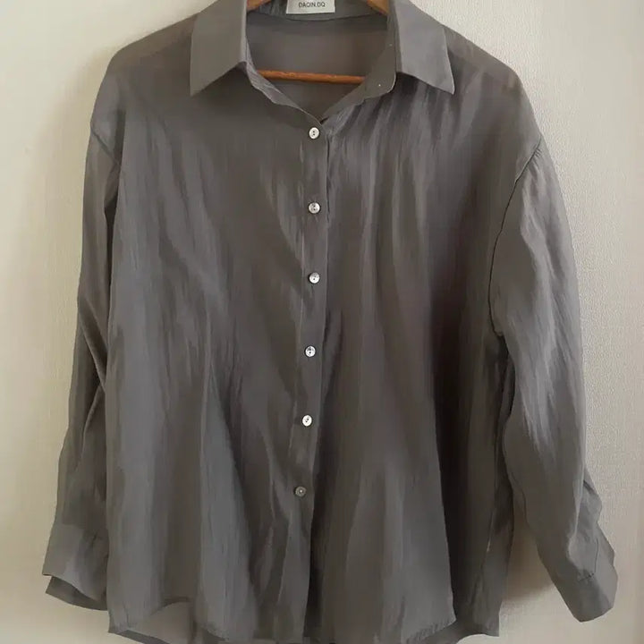 [BUNJANG] Sheer Back Slit Blouse - 2 Colors (Sky Blue/Gray) / (새상품) 시스루 뒷트임 블라우스 2컬러 (소라/그레이)