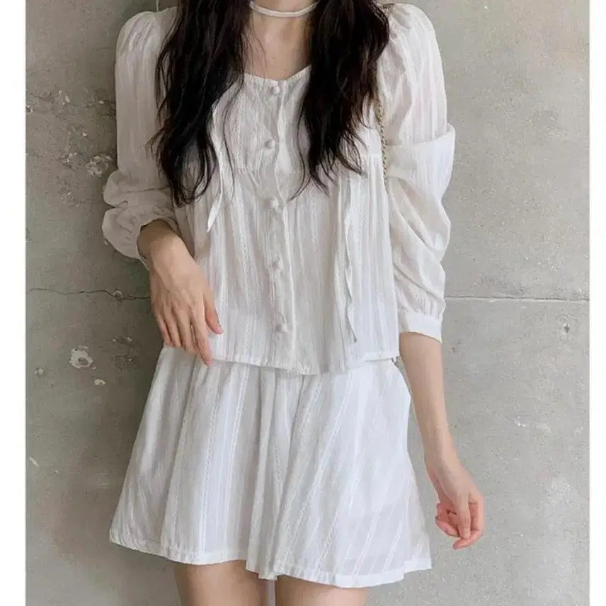 [BUNJANG] Shopperland Pretzel Punching Shirring Tie Set Blouse / 쇼퍼랜드 프레즐 펀칭 셔링 타이세트 블라우스