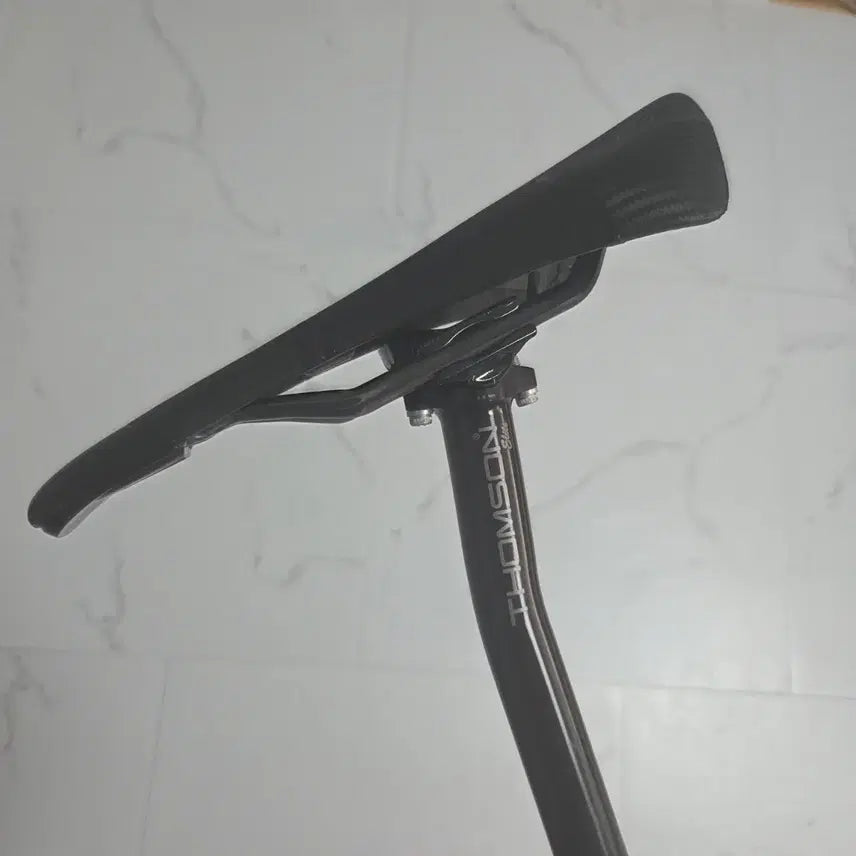 [BUNJANG] Selle San Marco Mantra Carbon FX Saddle &amp; THOMSON Setback Seatpost / 탐슨셋백,산마르코 만트라 카본fx 판매합니다