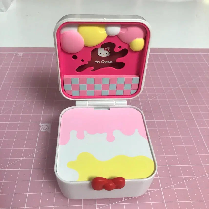 [SOLD OUT] 키티 아이스크림 가게 토이 피규어
