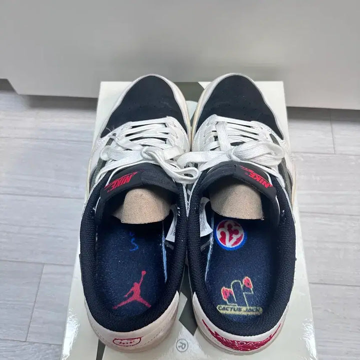 [SOLD OUT] (W) 조던 트래비스 스캇 미디움 올리브[W275/M270]