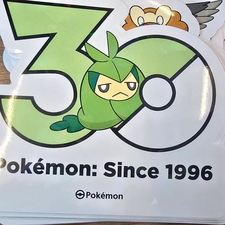 [BUNJANG] Pokemon 30th Anniversary Durkun Sticker / 포켓몬 30주년 스티커 두르쿤 판매합니다