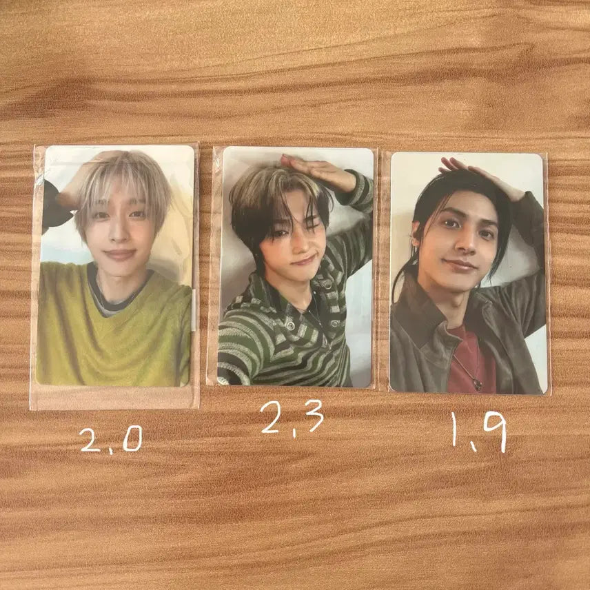 [BUNJANG] Xdinary Heroes Jungsu, Gaon, Juyeon Fanship Exclusive Self-Petting Photocard / 엑디즈 팬즈샵 셀프 쓰담 포카