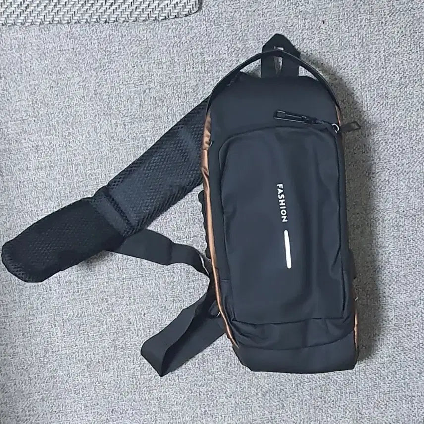[BUNJANG] Unused Travel Crossbody Bag / [미사용] 해외여행 크로스백