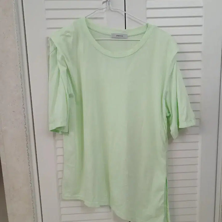 [BUNJANG] Jeppyung Smith Lime Green Asymmetrical T-Shirt Women&