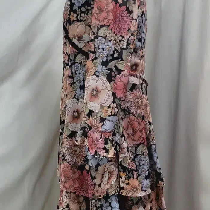 [BUNJANG] Oe Collection Lace Tiered Mini Dress / 새상품)오앨 레이스 티어드 미니 드레스