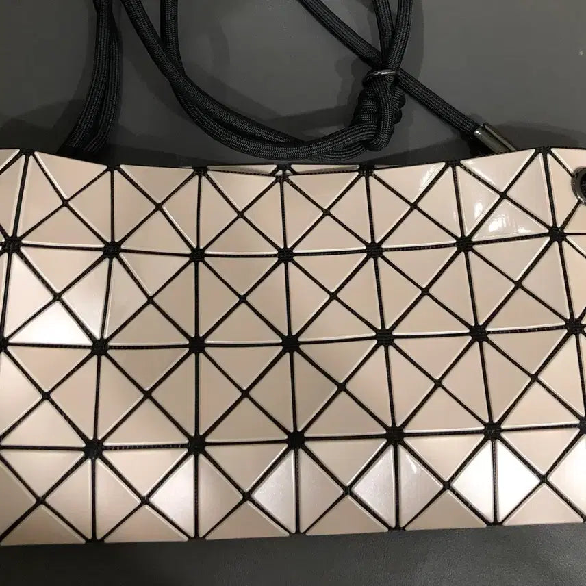 [BUNJANG] Bao Bao Crossbody Bag / 바오바오크로스백