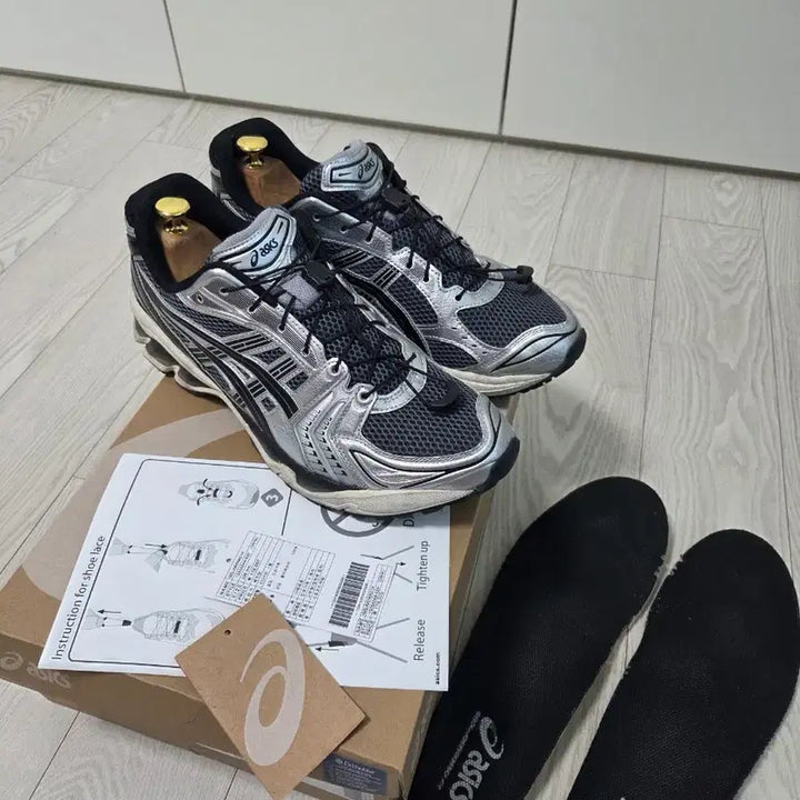 [BUNJANG] Asics Gel-Kayano 14 "Unlimited" Sneakers (Size 290) / (290)아식스 언리미티드 젤카야노14