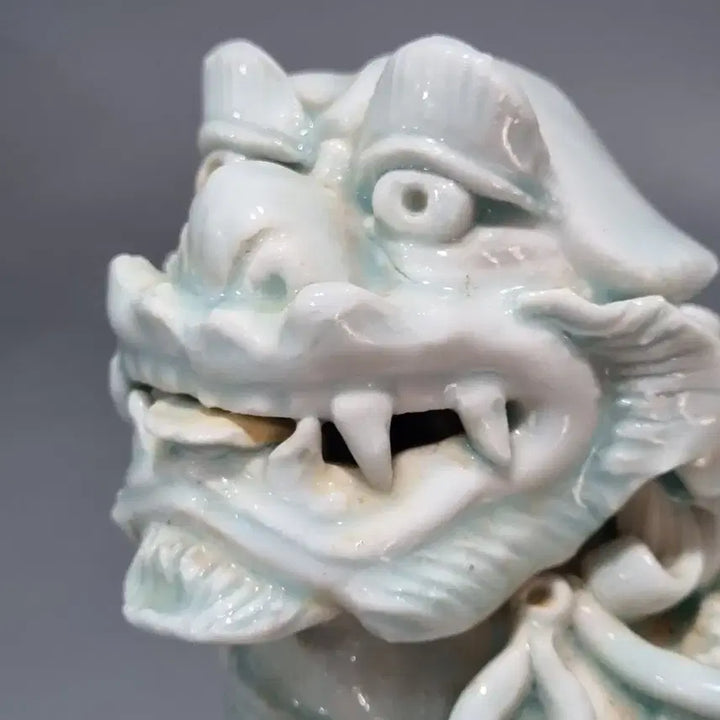 [BUNJANG] Song Dynasty Hutian Kiln Celadon Glazed Lion Sculpture / 송호전요 영청백유 사자조소. 17*10.5*16.5