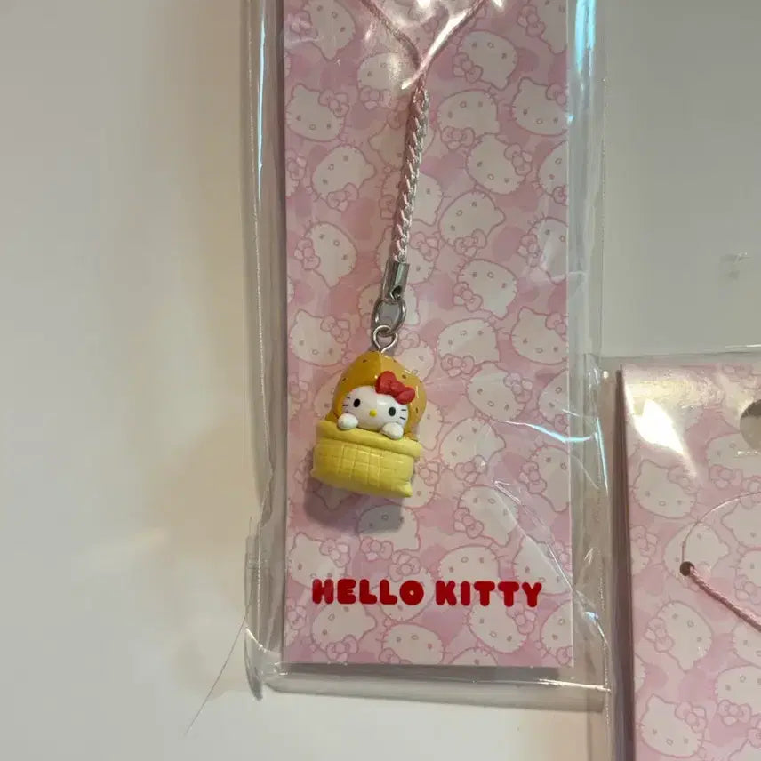 [BUNJANG] Hello Kitty 50th Anniversary Regional Strap/Keyring / 키티50주년 지역스트랩/키링