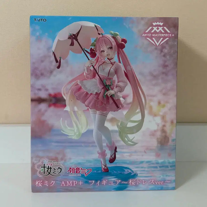 [BUNJANG] Taito Sakura Miku Cherry Blossom Dress Version Figure (Sealed) / (미개봉) 타이토 사쿠라미쿠 벚꽃 드레스 양산 피규어