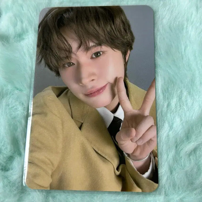 [BUNJANG] TWS Rush Version Kyungmin Album Photocard / 투어스 컴팩트 rush 버전 경민 앨범 포카 양도 러쉬