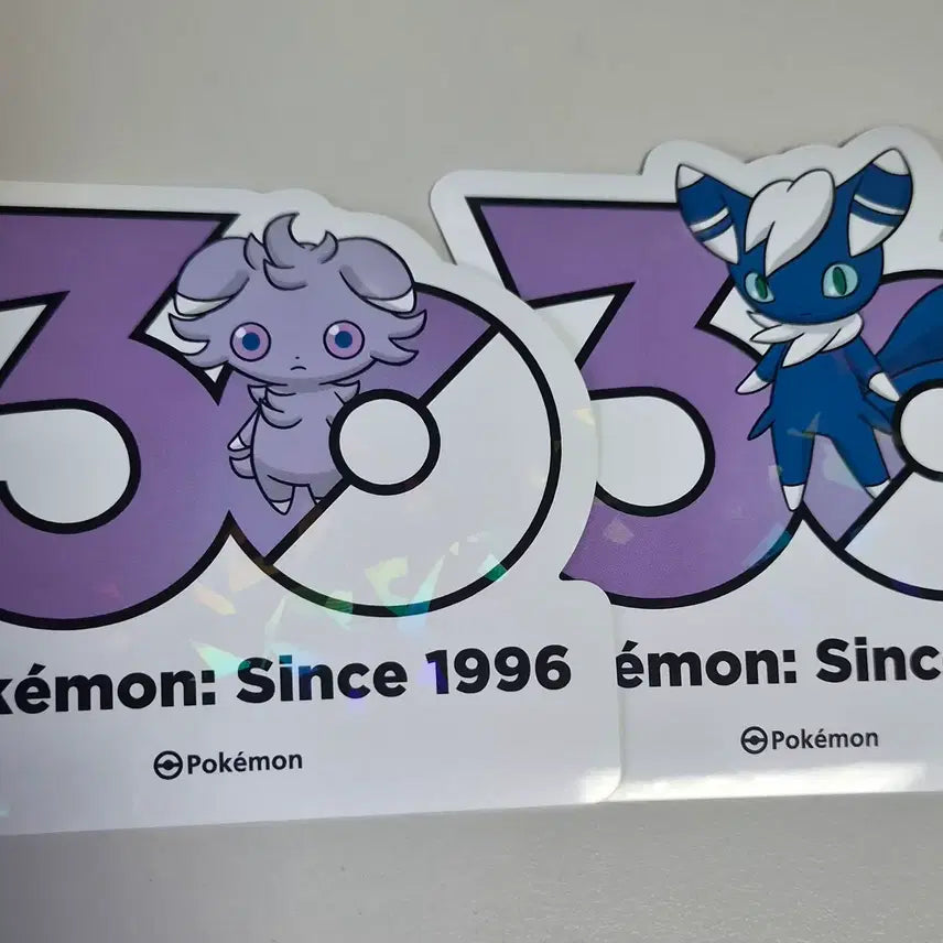 [BUNJANG] Pokemon 30th Anniversary Logo Sticker - Nickit &amp; Thievul / 포켓몬 30주년 로고 스티커 냐스퍼, 냐오닉스 판매합니다.