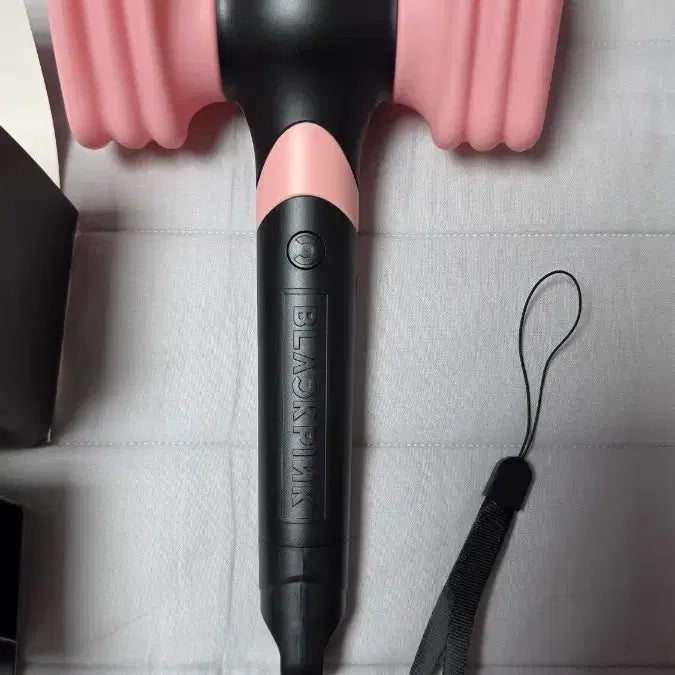 [BUNJANG] BLACKPINK Official Light Stick Ver. 2 / 새제품 블랙핑크 공식 응원봉 VER.2 blackpink 제니 로제