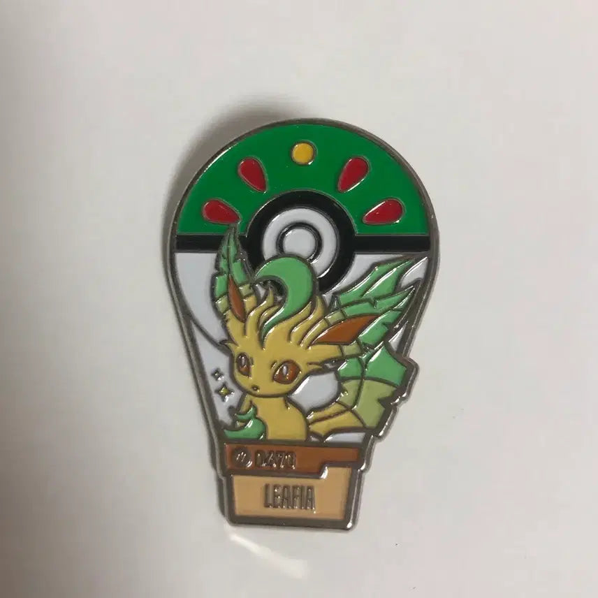 [BUNJANG] Lotte World x Pokemon Collaboration Balloon Flight Leafeon Limited Edition Can Badge / 번장 최저가) 롯데월드 포켓몬 콜라보 풍선비행 리피아 한정판 캔뱃지