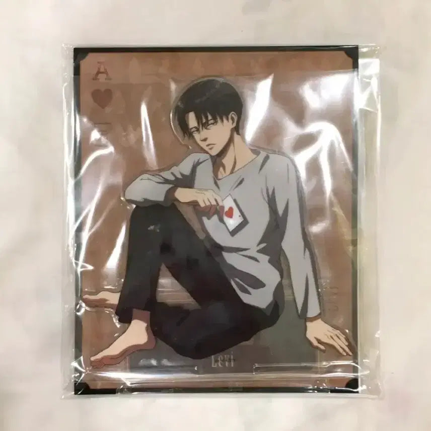 [BUNJANG] Attack on Titan Trump Card Acrylic Standees - Levi, Erwin, Hange / 진격거 트럼프 카드 아크릴 리바이 엘빈 한지