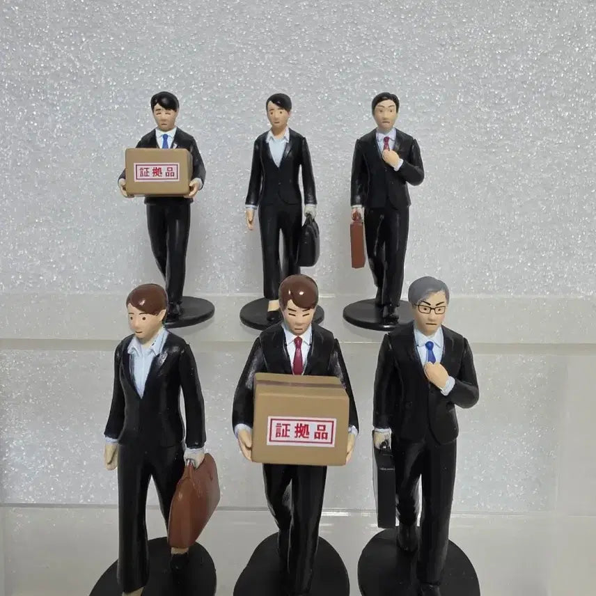 [BUNJANG] Gacha "Search and Seizure" Figure Full Set / 압수수색 가챠 피규어