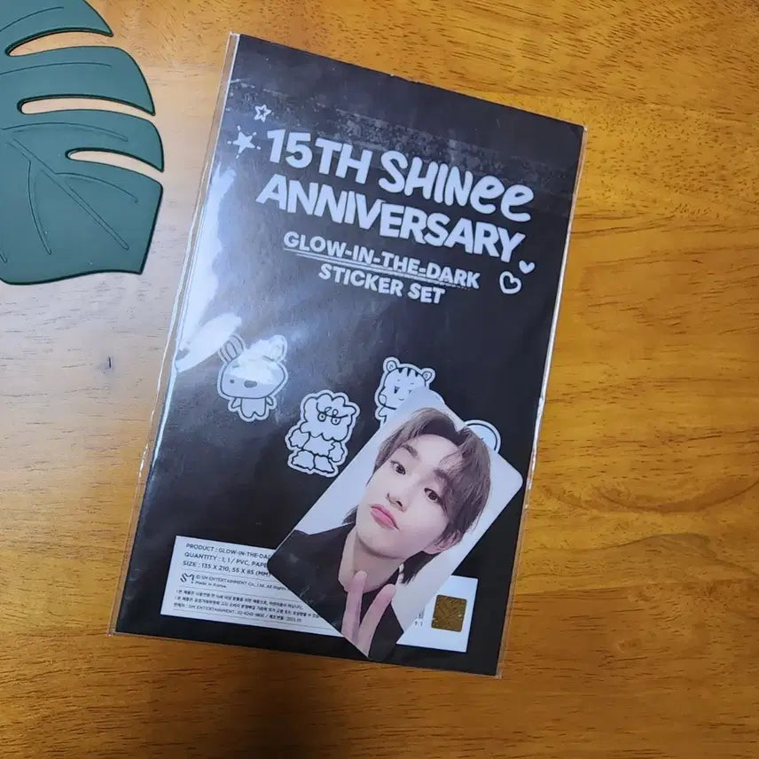 [BUNJANG] SHINee 15th Anniversary Glow-in-the-Dark Sticker Set / 샤이니 15주년 스티커세트