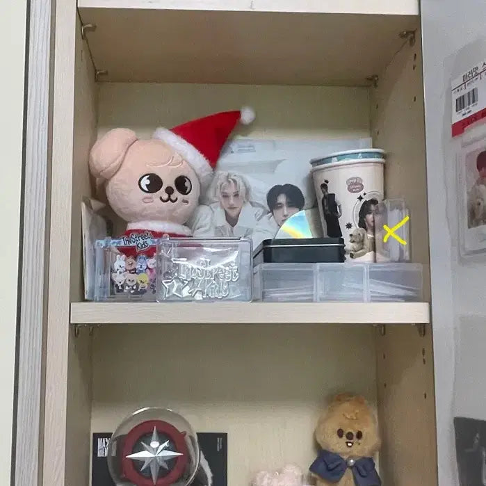 [BUNJANG] Stray Kids Bundle Set (Photocard Holder Excluded) - Includes Idol Dolls, Fan-Made Goods, Postcards, Light Stick, Opened Albums, Photocards, etc. / 일괄)스키즈 굿즈 일괄판매/스키즈인형,비공굿,엽서,응원봉,개봉앨범,증사등