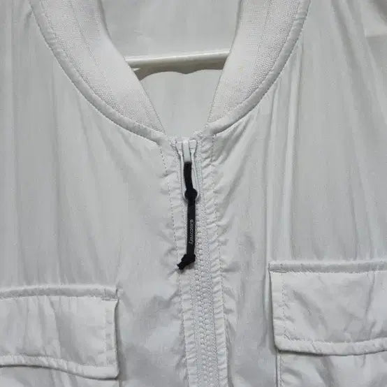 [BUNJANG] Discovery Expedition White Windbreaker Jacket Size 105 / 디스커버리 익스페디션 화이트 바람막이 105