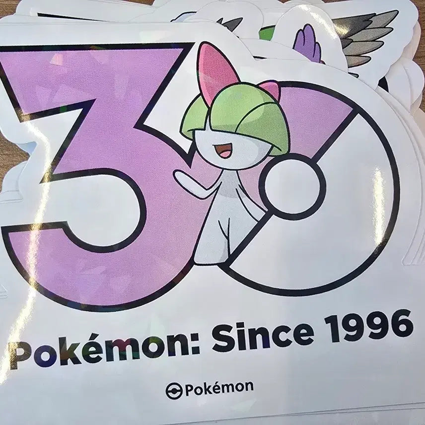 [BUNJANG] Pokemon 30th Anniversary Ralts Sticker / 포켓몬 30주년 스티커 랄토스 판매합니다