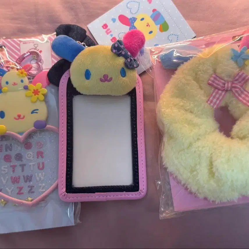 [BUNJANG] Usahana Name Tag Keyring, Photocard Holder, Scrunchie Set / 우사하나 네임택 키링 포카홀더 스크런치 판매