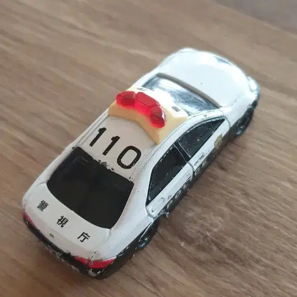 [BUNJANG] Tomica Toyota Crown Patrol Car (110) Toy / 토미카 토요타 크라운 순찰차 (110)