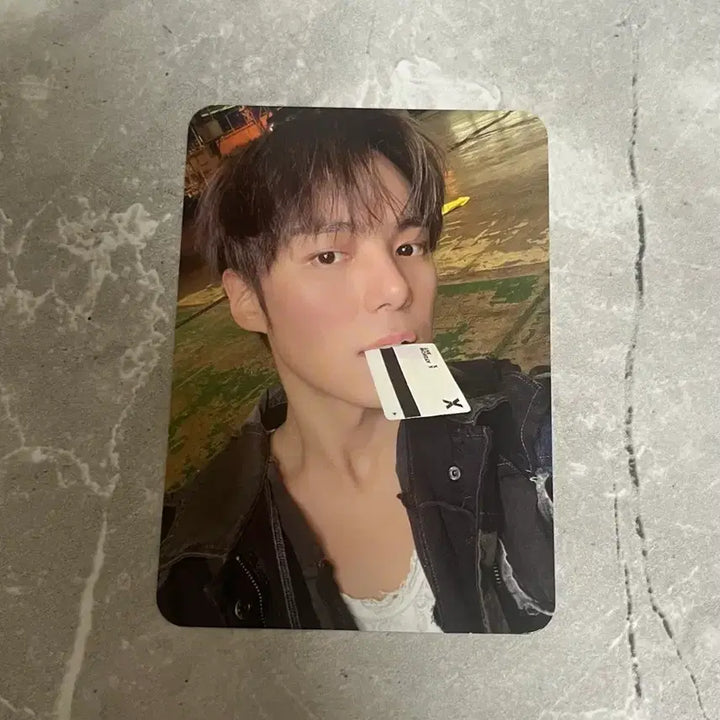 [BUNJANG] Monsta X Minhyuk Studio Photocard / 몬엑 공방포카 민혁 주차권포카 포토카드