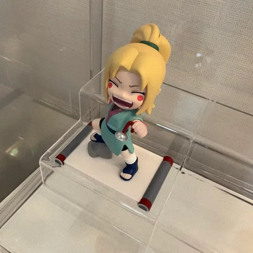 [BUNJANG] Pop Mart Naruto Childhood Tsunade Figure / 팝마트 나루토 어린 시절 츠나데 피규어
