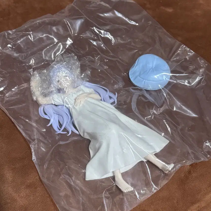 [BUNJANG] Sousou no Frieren Yumemirize Vinyl Figure (Sealed) / 장송의 프리렌 유메미라이즈 비닐 미개봉 피규어