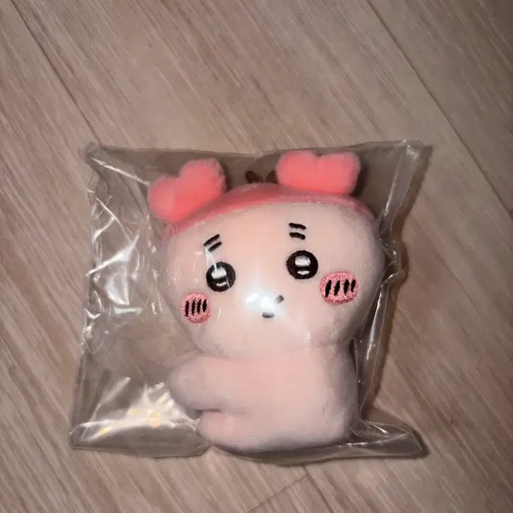 [BUNJANG] Chiikawa Crab Clip Plush / 치이카와 클립(카니)