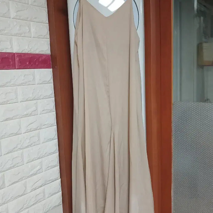 [BUNJANG] Beige Sleeveless Long Dress / 베이지색 민소매 롱 원피스