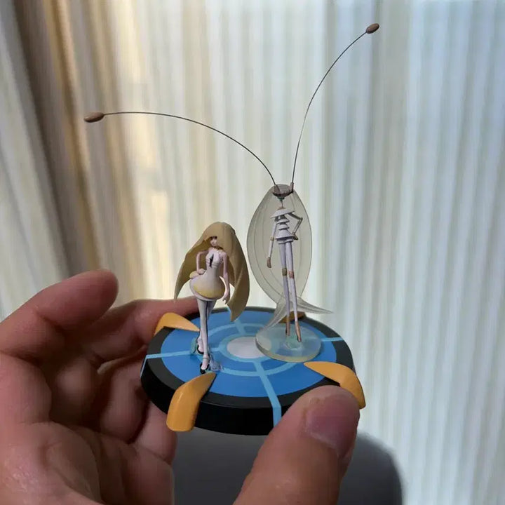 [BUNJANG] Pokemon Resin Diorama 1/40 Ultra Beasts Pheromosa Lusamine Figure / 포켓몬 레진 입체도감 1/40 1:40 울트라비스트 페로코체 루자미네