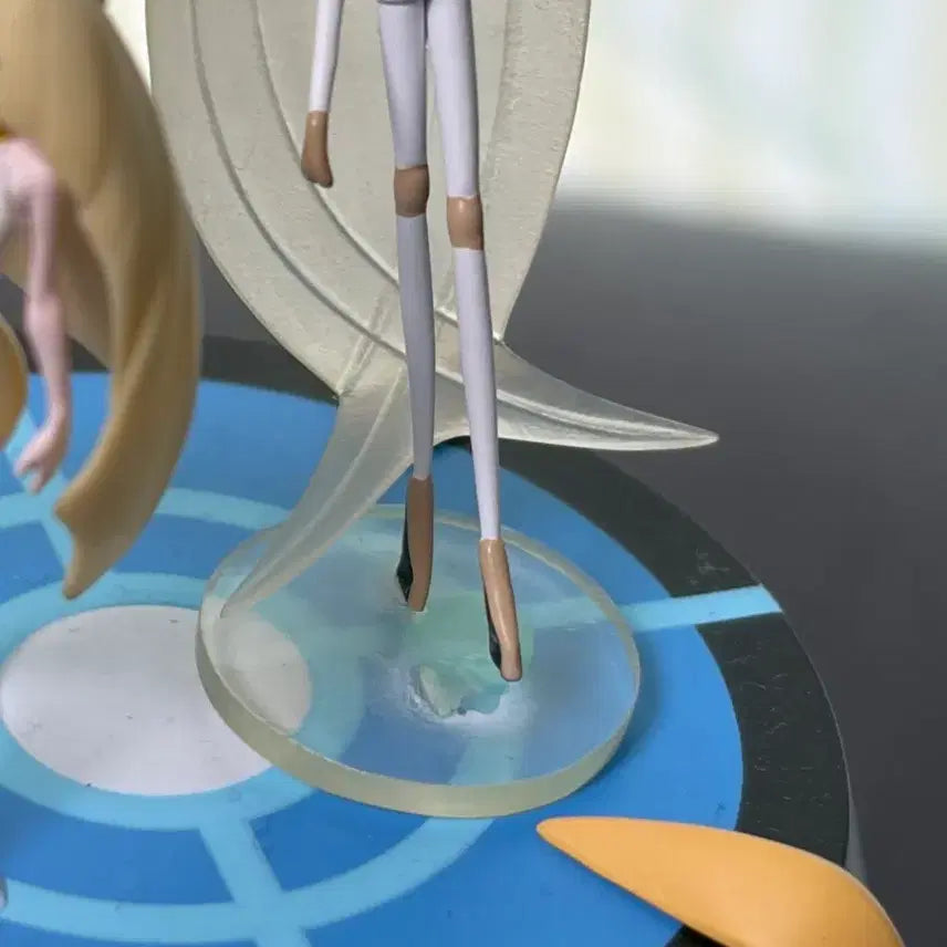 [BUNJANG] Pokemon Resin Diorama 1/40 Ultra Beasts Pheromosa Lusamine Figure / 포켓몬 레진 입체도감 1/40 1:40 울트라비스트 페로코체 루자미네