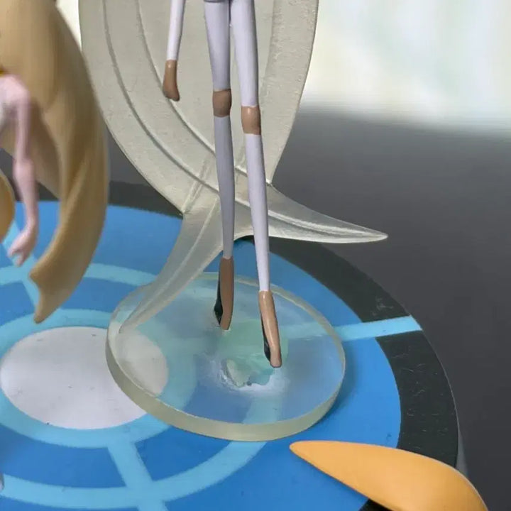 [BUNJANG] Pokemon Resin Diorama 1/40 Ultra Beasts Pheromosa Lusamine Figure / 포켓몬 레진 입체도감 1/40 1:40 울트라비스트 페로코체 루자미네