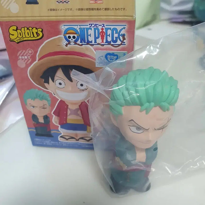 [BUNJANG] One Piece Zoro Figure New / 원피스 조로 피규어 새상품