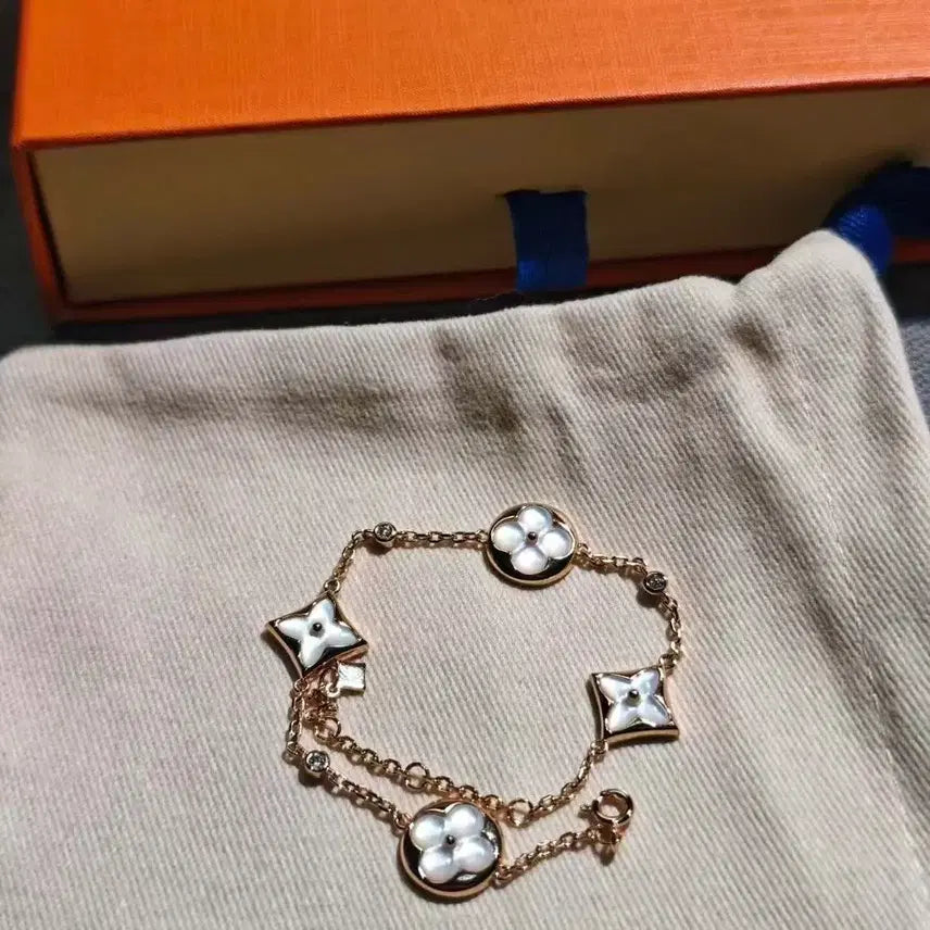 [BUNJANG] Louis Vuitton Flower Bracelet Rose Gold / 루이비통 플라워 브레이슬릿 로즈골드