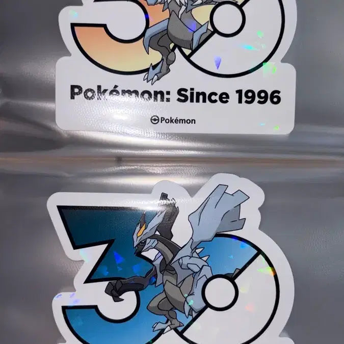 [BUNJANG] Pokemon 30th Anniversary Stickers White Kyurem &amp; Black Kyurem / 포켓몬 30주년 기념 스티커 화이트큐레무+블랙큐레무 양도 교환